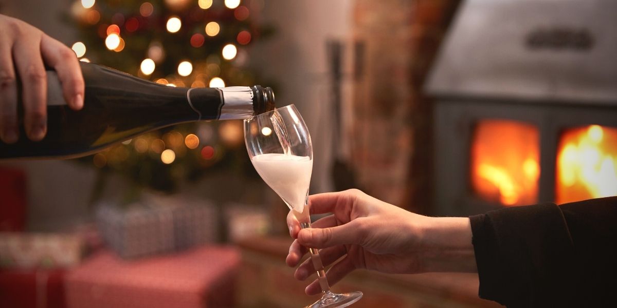 How to Keep Prosecco Fizzy: The Ultimate Guide to Enjoying Bubbly